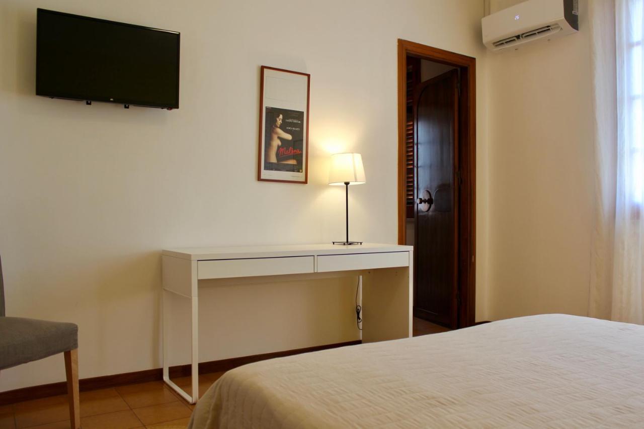 בגרייה Gli Artisti Apartments & Rooms מראה חיצוני תמונה