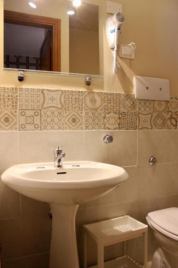 בגרייה Gli Artisti Apartments & Rooms מראה חיצוני תמונה