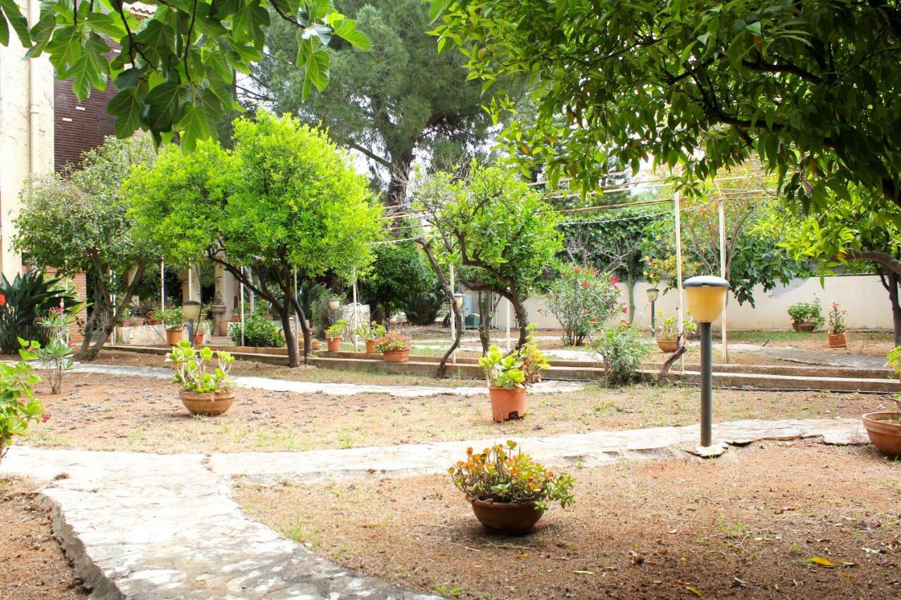 בגרייה Gli Artisti Apartments & Rooms מראה חיצוני תמונה